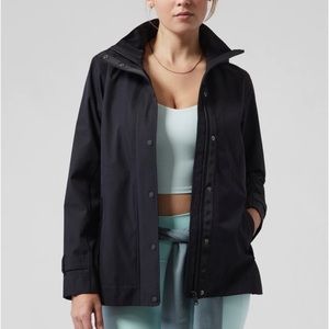 NWT Athleta RainOut Sutro Trench. XS Petite